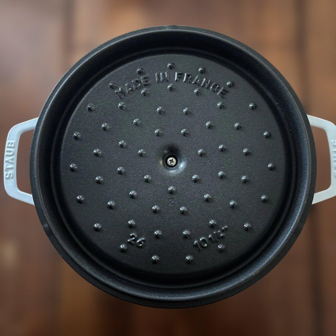 STAUB 鍋 シャローホワイト 26cm 3.8L ストウブ　箱無し　新品