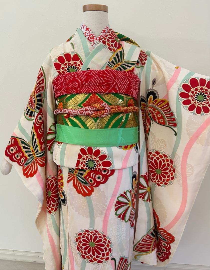 7歳　七五三　アンティーク着物、帯(西陣織)、帯揚げ、帯締め　しごきのセット