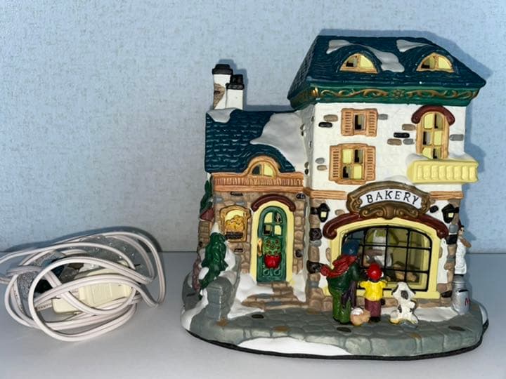 ミニチュア　ドールハウス　ライト　　　　　「パン屋さん」