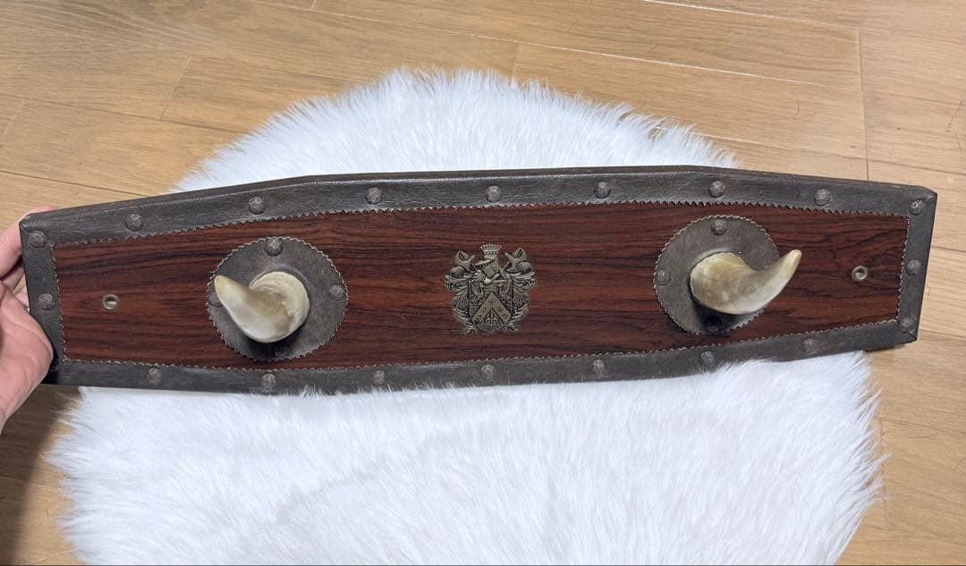 大型 ヴィンテージ ホーン壁掛け 紋章付