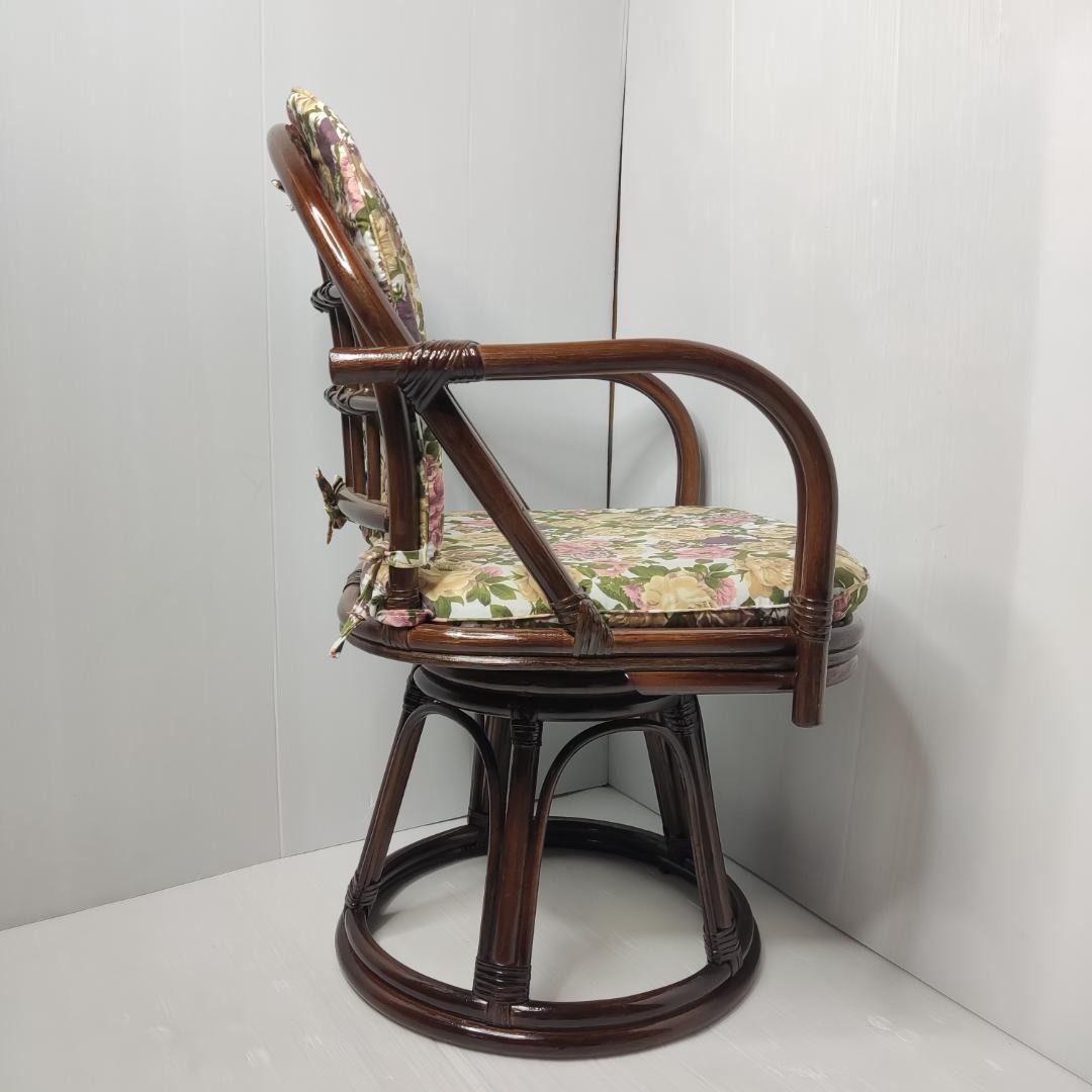 ラタン 回転座椅子 肘掛け クッション付き 椅子 チェア アンティーク　籐