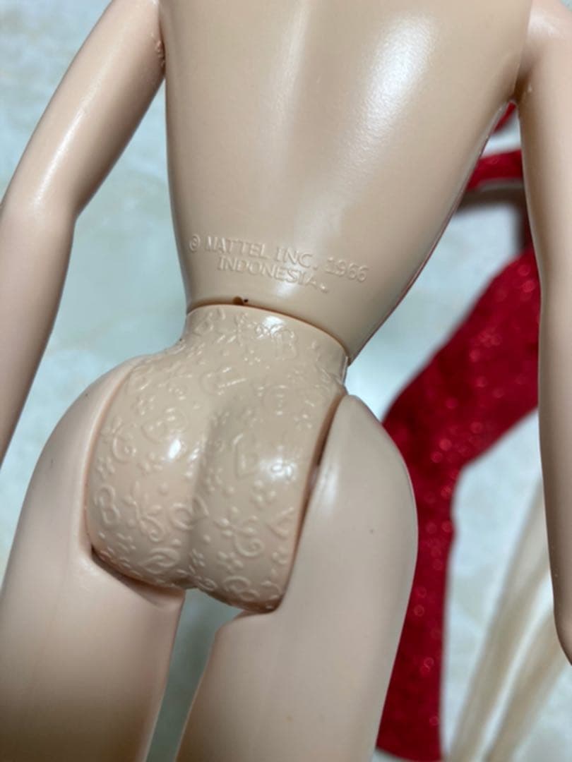 バービー マリリン カスタマイズドフェイスペイント&紳士は金髪がお好きのドレス