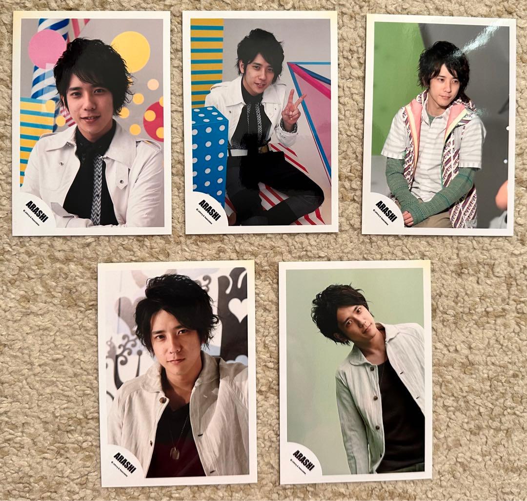 嵐 二宮和也 公式写真【28枚セット】シールおまけ - メルカリ