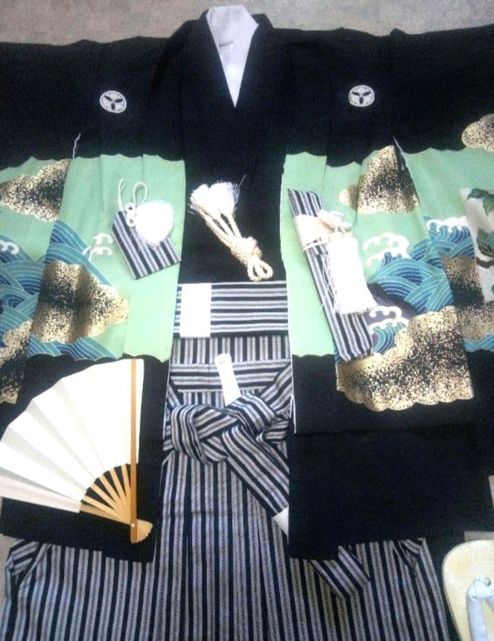 【七五三五歳男の子】正絹羽織袴セットクリーニング済み