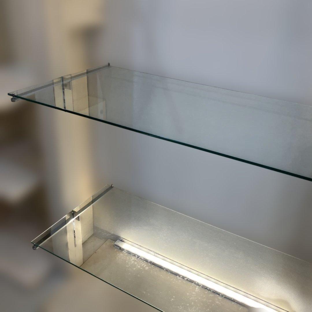 LEDライト付きガラスディスプレイケースお店用陳列棚　家庭でも可能