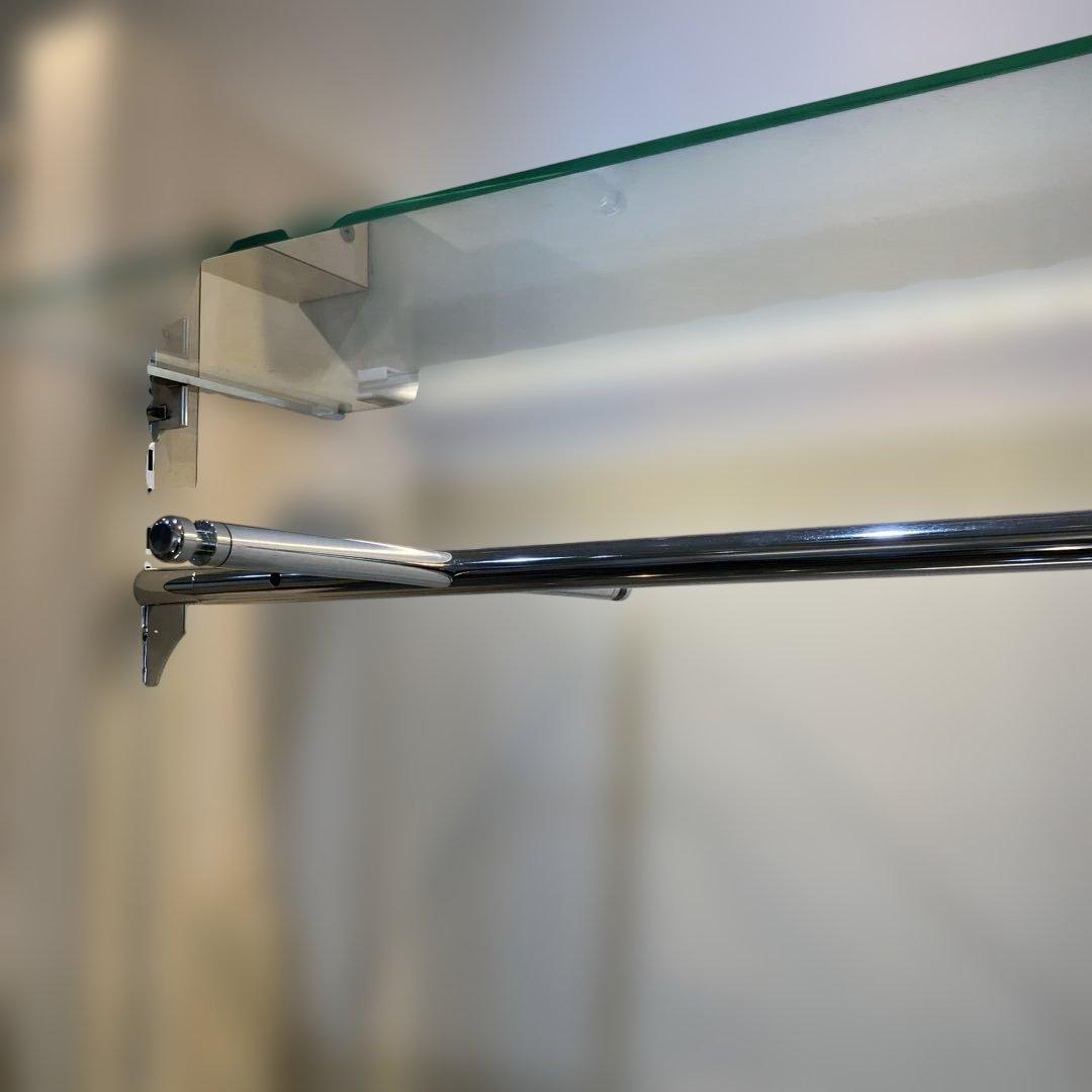 LEDライト付きガラスディスプレイケースお店用陳列棚　家庭でも可能