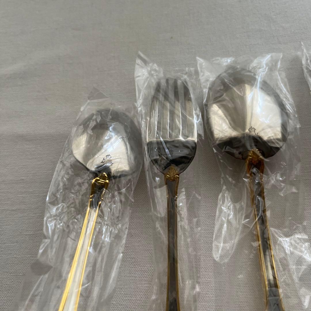 ロイヤルアルバート   カトラリーセット18-10 20本