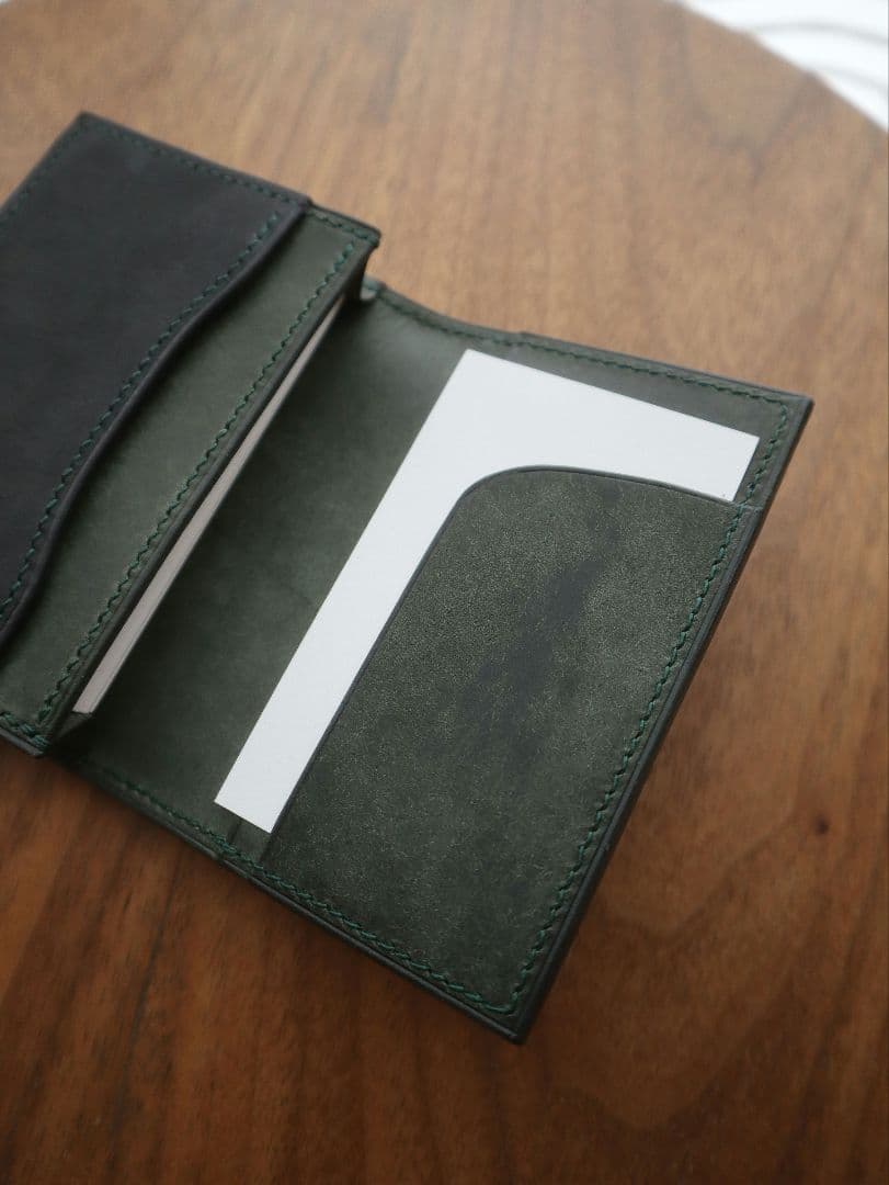 【受注制作】大容量名刺入れ　通しマチ　イタリアンレザー