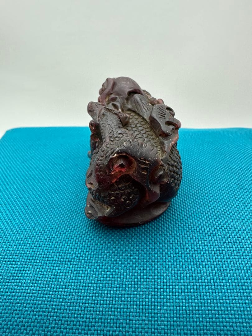 ☆古美術☆琥珀？旧蔵 飾り 置物 精美雕刻（麒麟）50g