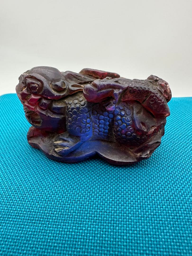 ☆古美術☆琥珀？旧蔵 飾り 置物 精美雕刻（麒麟）50g