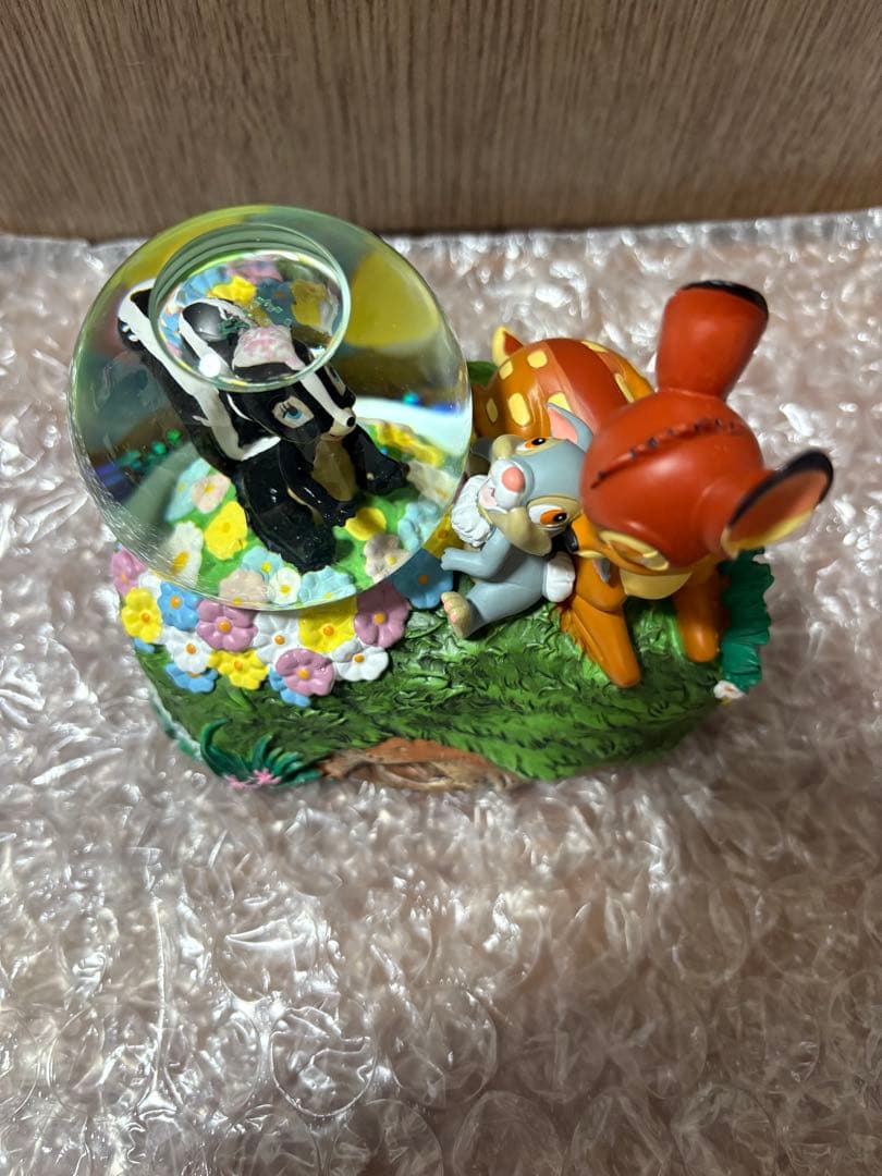 Disney バンビ　スノードームオルゴール