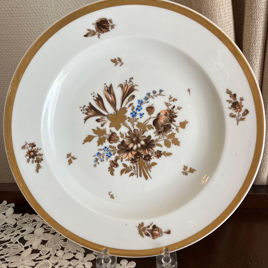 アンティークマイセン  セピアカマイユのブーケ