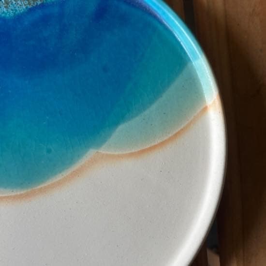 うるま陶器 やちむん 沖縄 お皿 直径23cm 新品未使用 - メルカリ