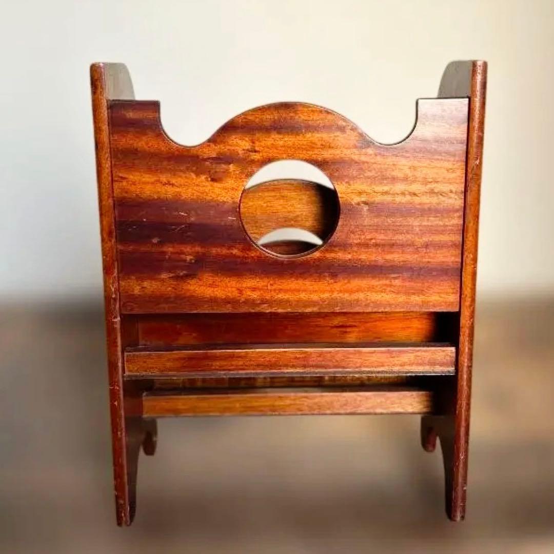 昭和マガジンラック／無垢材／3段／円抜きデザイン