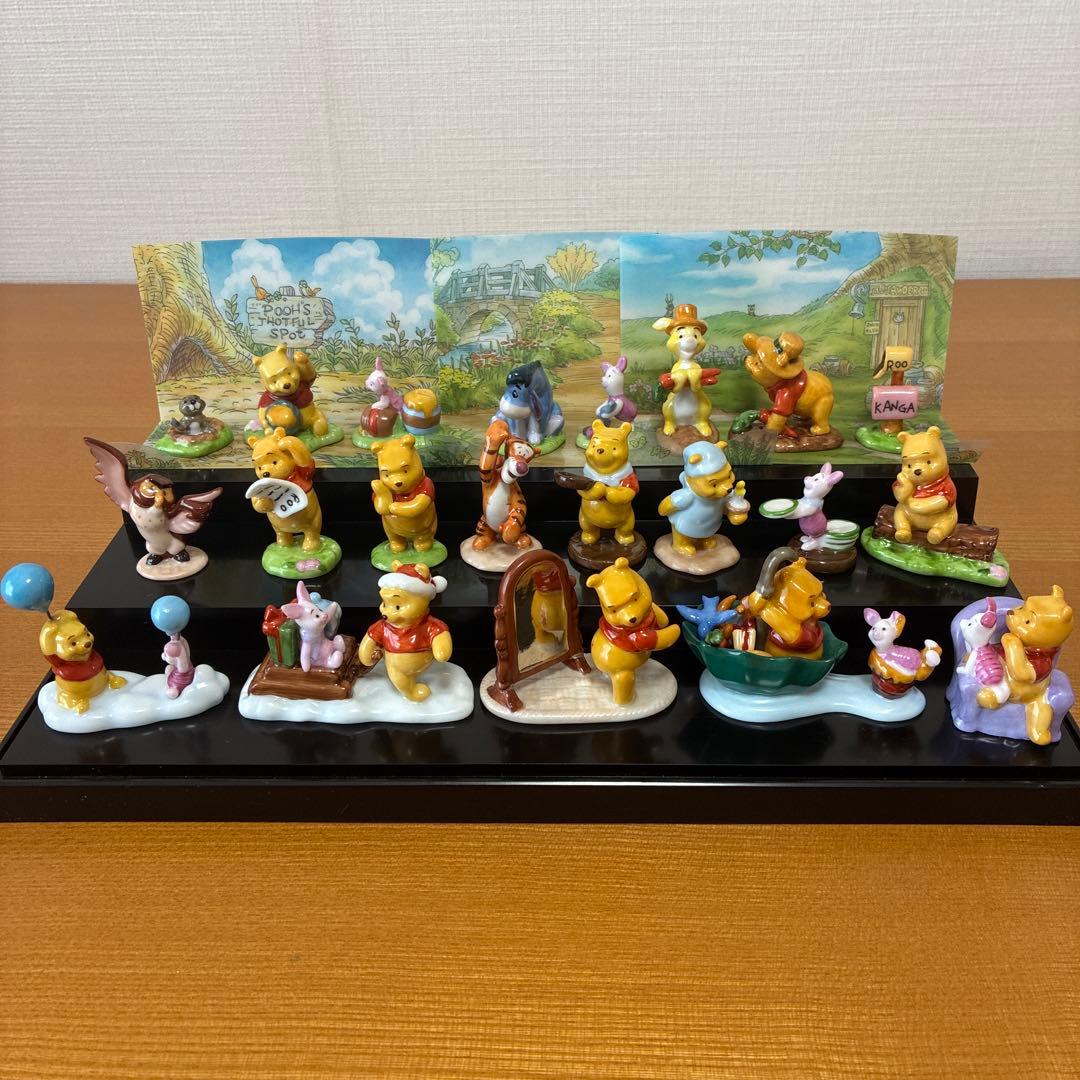 くまのプーさん陶器フィギュア12種類背景カード付きベルメゾン