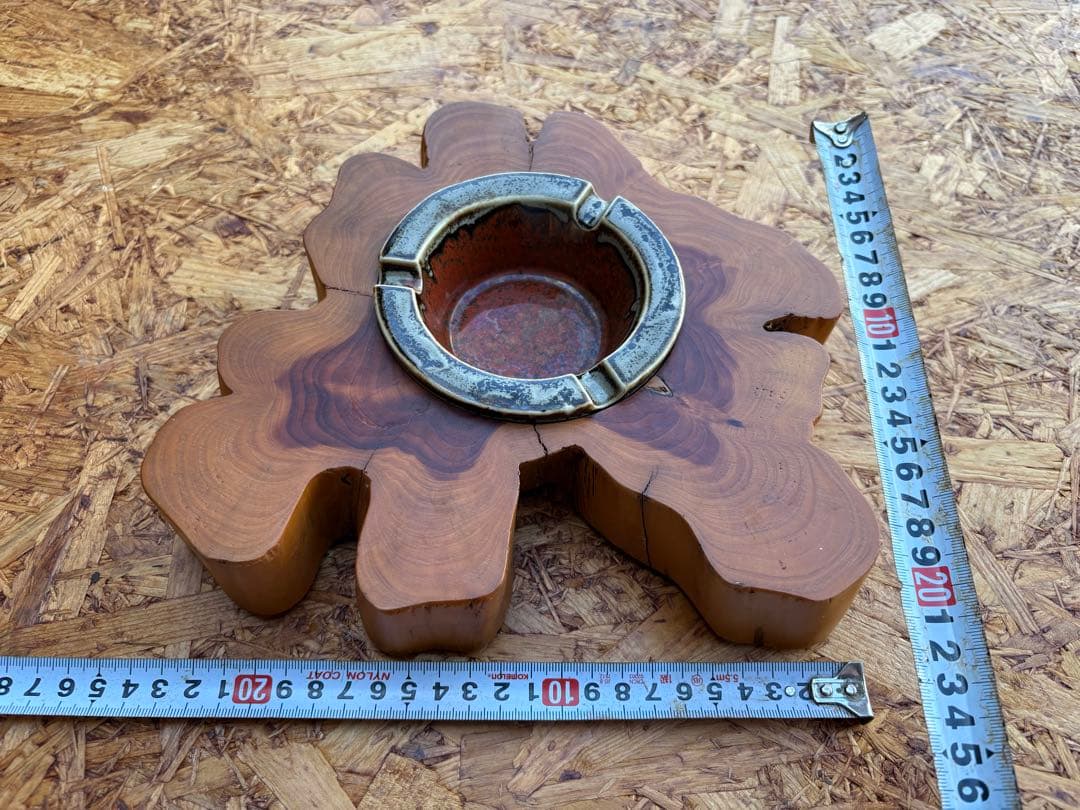 天然木の花びら型灰皿　ヴィンテージ灰皿