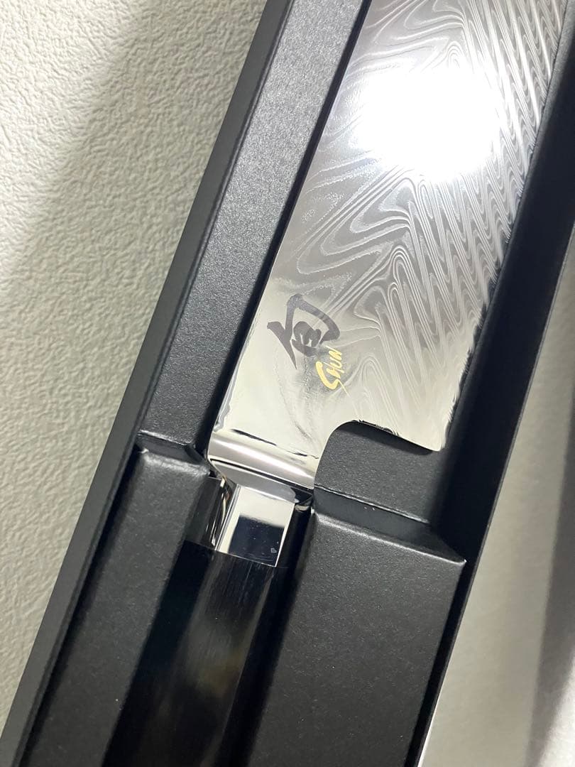 貝印　旬　DualCore 三徳包丁　175mm VG0021 新品未使用