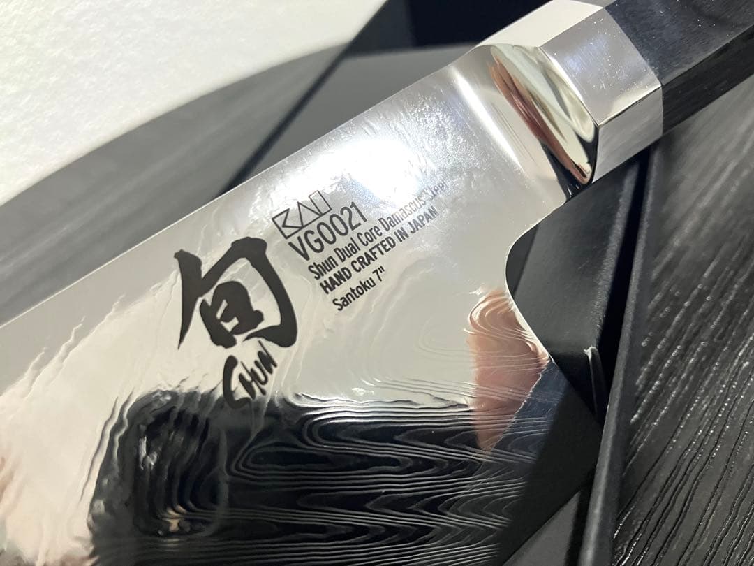 貝印　旬　DualCore 三徳包丁　175mm VG0021 新品未使用