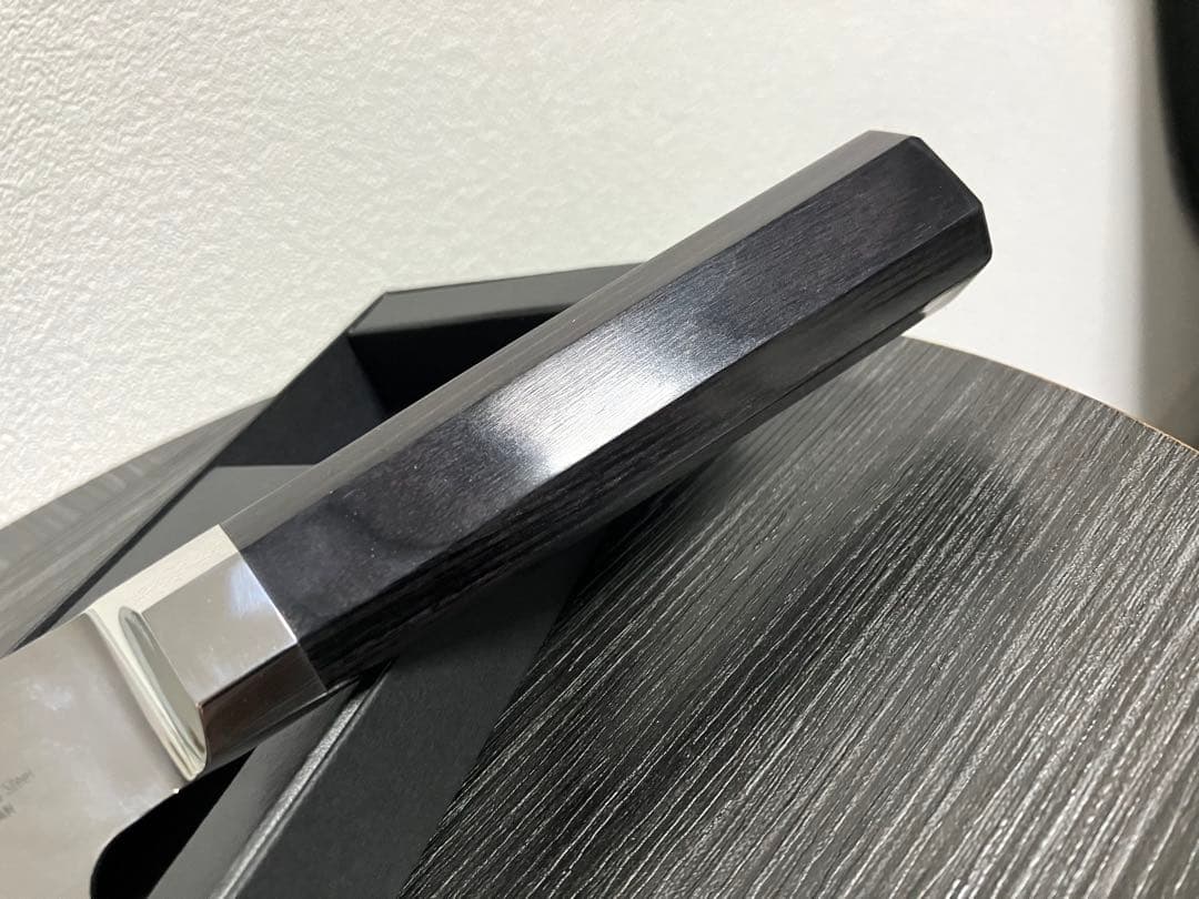 貝印　旬　DualCore 三徳包丁　175mm VG0021 新品未使用