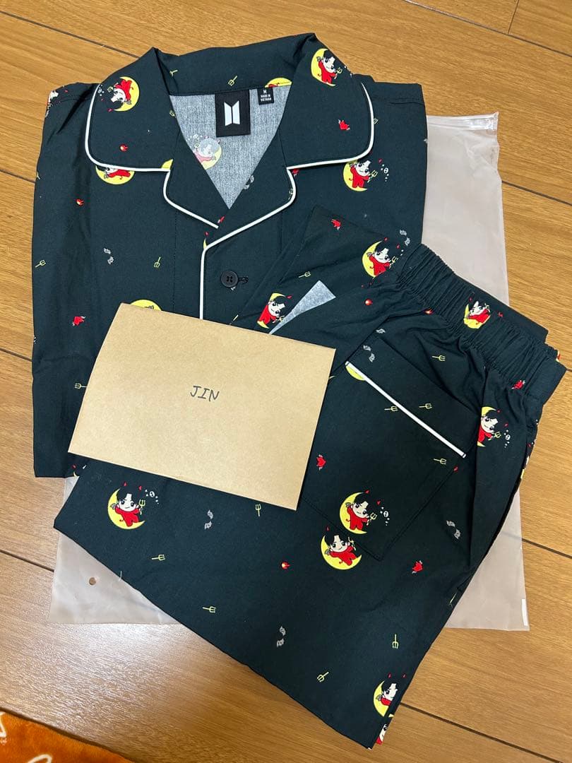 BTS Jin アーティストメイド パジャマセット - メルカリ