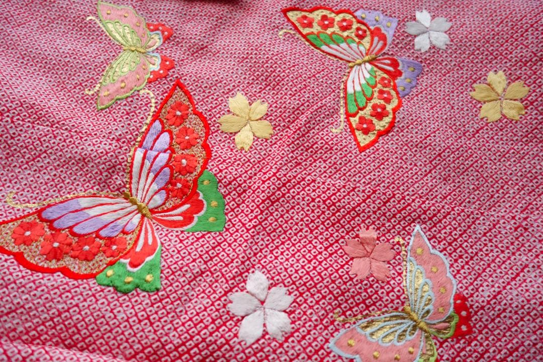 セット　総絞り　総刺繍　四つ身　七五三　着物　帯　長襦袢