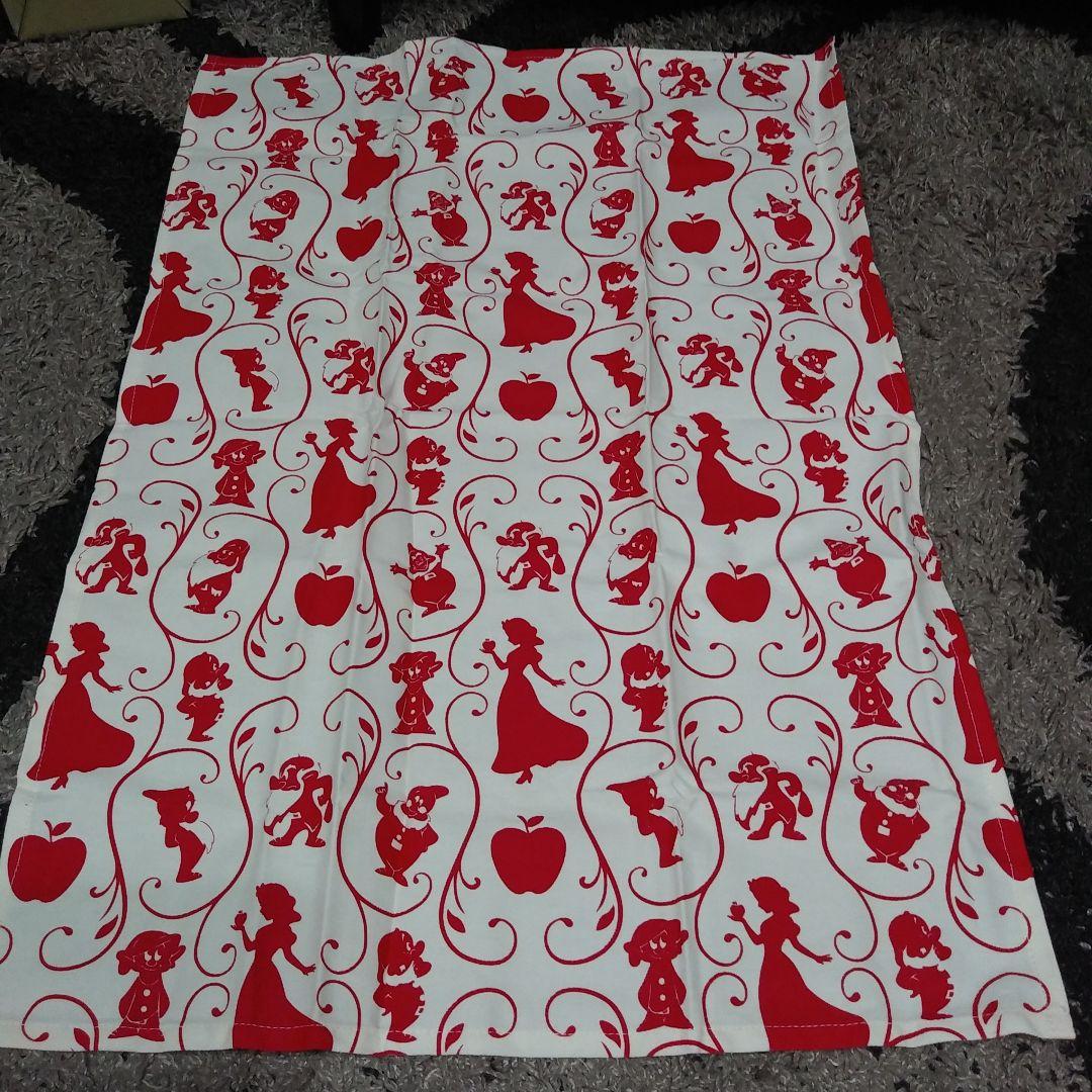 白雪姫　80周年　White　アップル　りんご　赤　ル・クルーゼ　レア