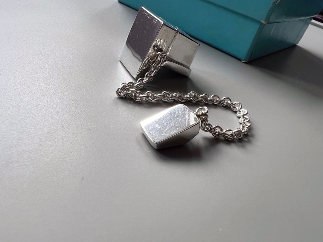 ティファニー　インテリア　置物　パソコン