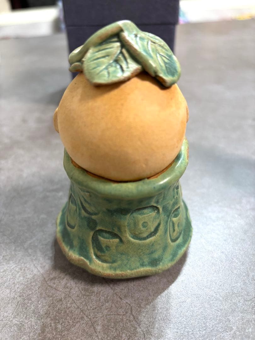 森田　未使用《有田焼　かやごもり窯》山本潯陽作　【心和む温顔　陶童子】