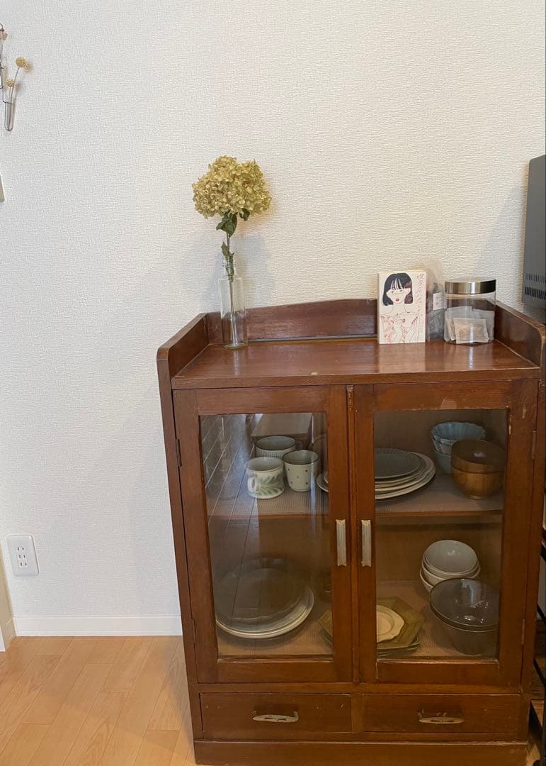 仁平古家具店　木製ガラス扉食器棚　本棚