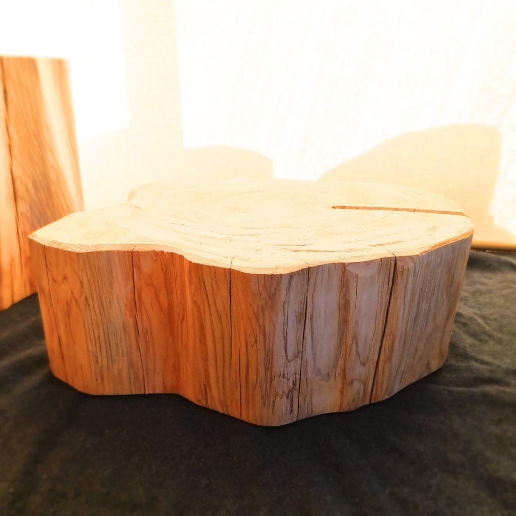 超特大 幅52cm ひのきの切株テーブル