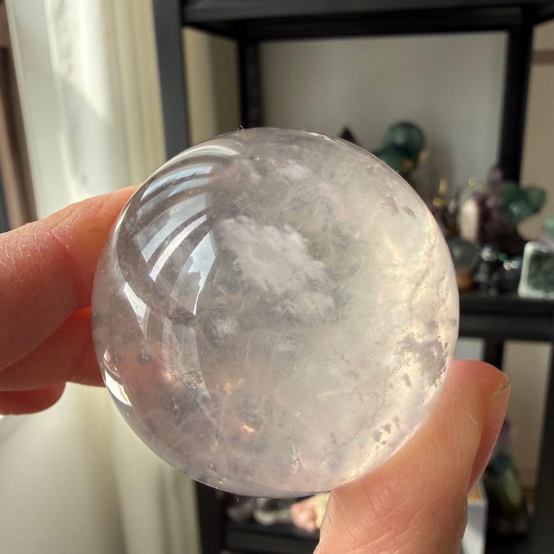 【MH】天然石 パイライト共生フローライトのスフィア　NO.020916