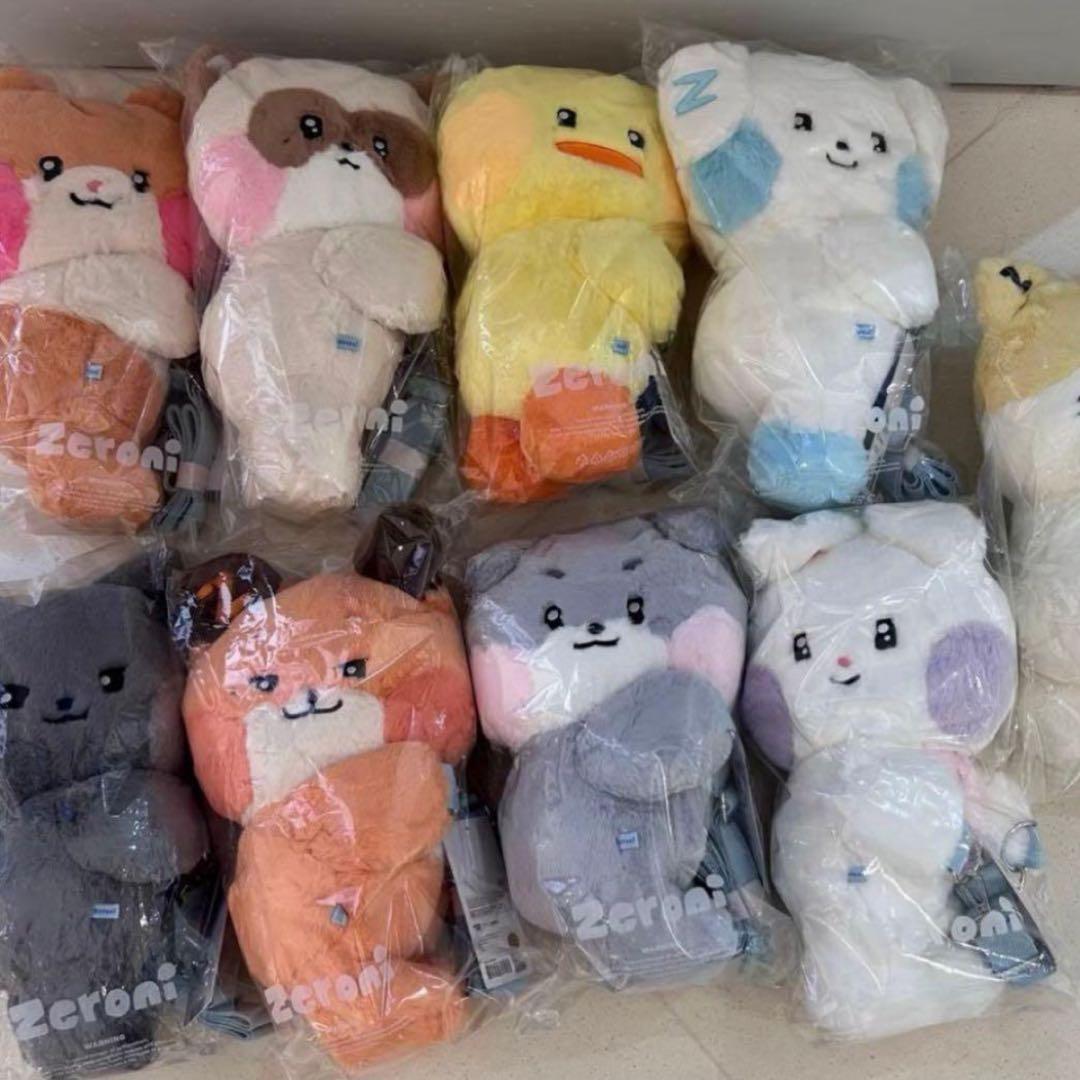 zeroni テュニニ フラットぬいぐるみ シュニニ ゼロニ デカい バッグ