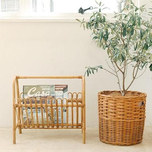 籐製マガジンラック