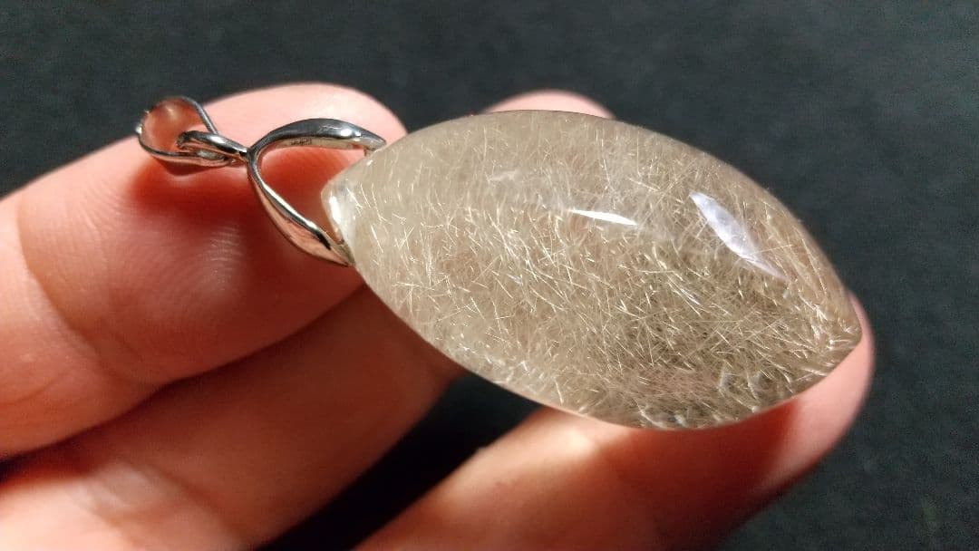 ルチルクォ―ツ ペンダントトップ