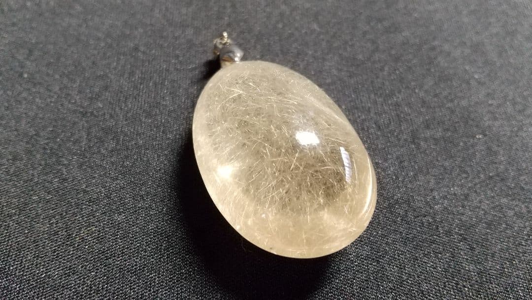 ルチルクォ―ツ ペンダントトップ