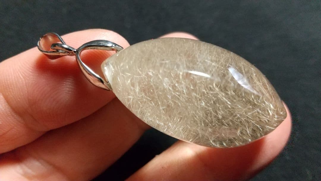 ルチルクォ―ツ ペンダントトップ