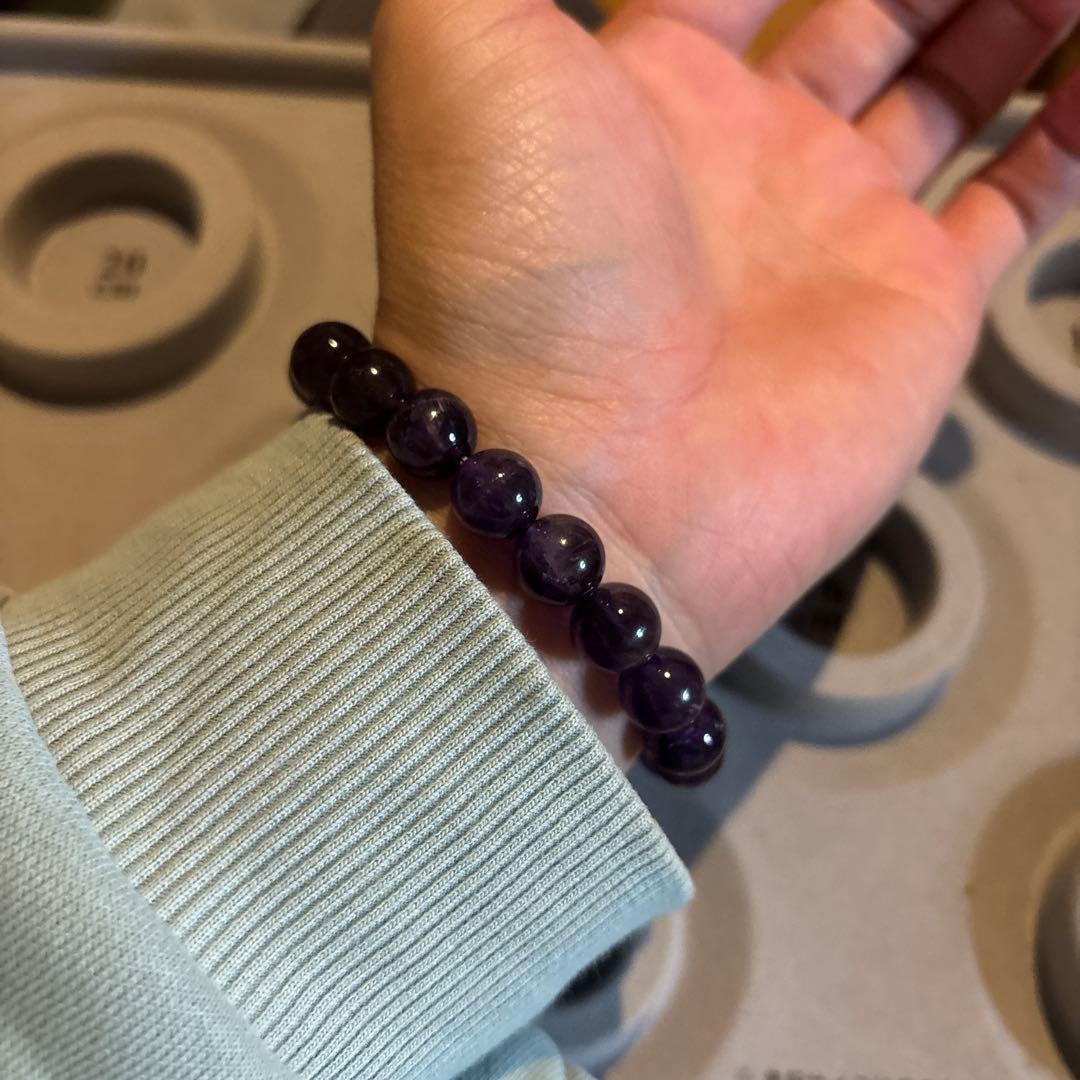 綺麗なレベルの高いアメジスト！ズーンとくる！