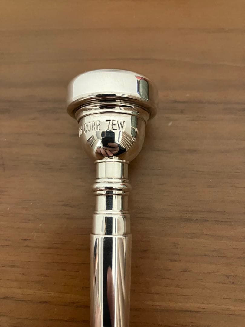 V.Bach トランペットマウスピース CORP. 7EW(旧刻印) - メルカリ