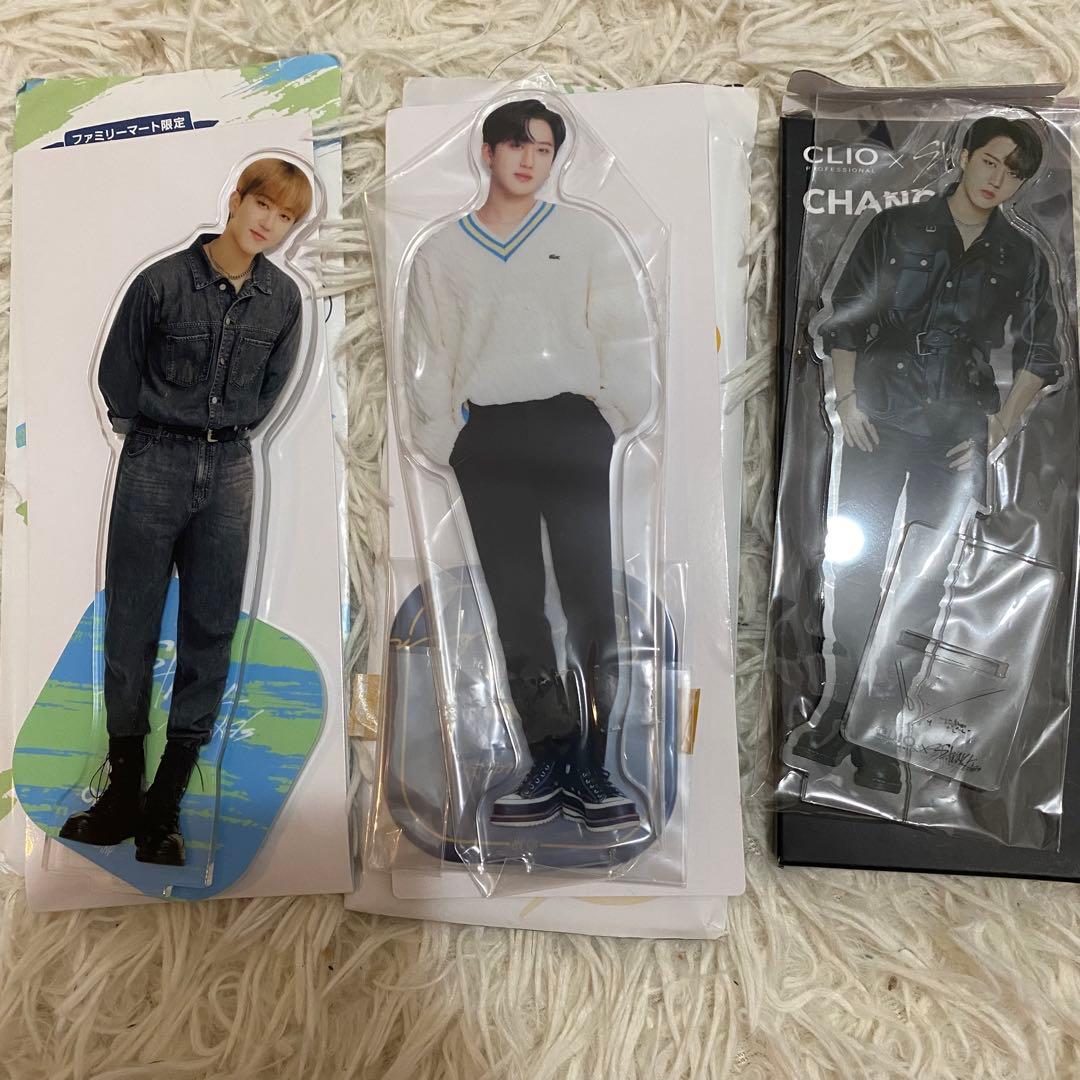 スキズ チャンビン アクスタ straykids - メルカリ