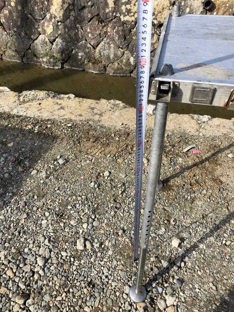 折りたたみテーブル アルミ製アウトドア、キャンプ、釣台(B35)