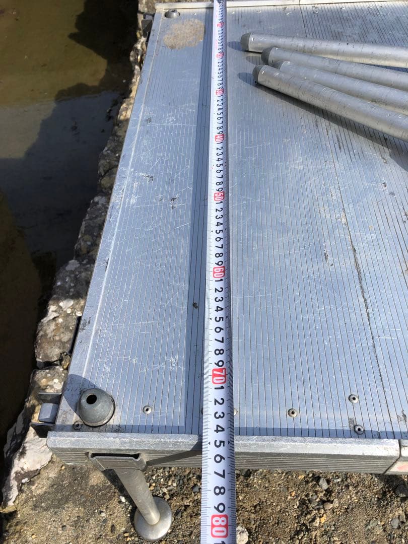 折りたたみテーブル アルミ製アウトドア、キャンプ、釣台(B35)