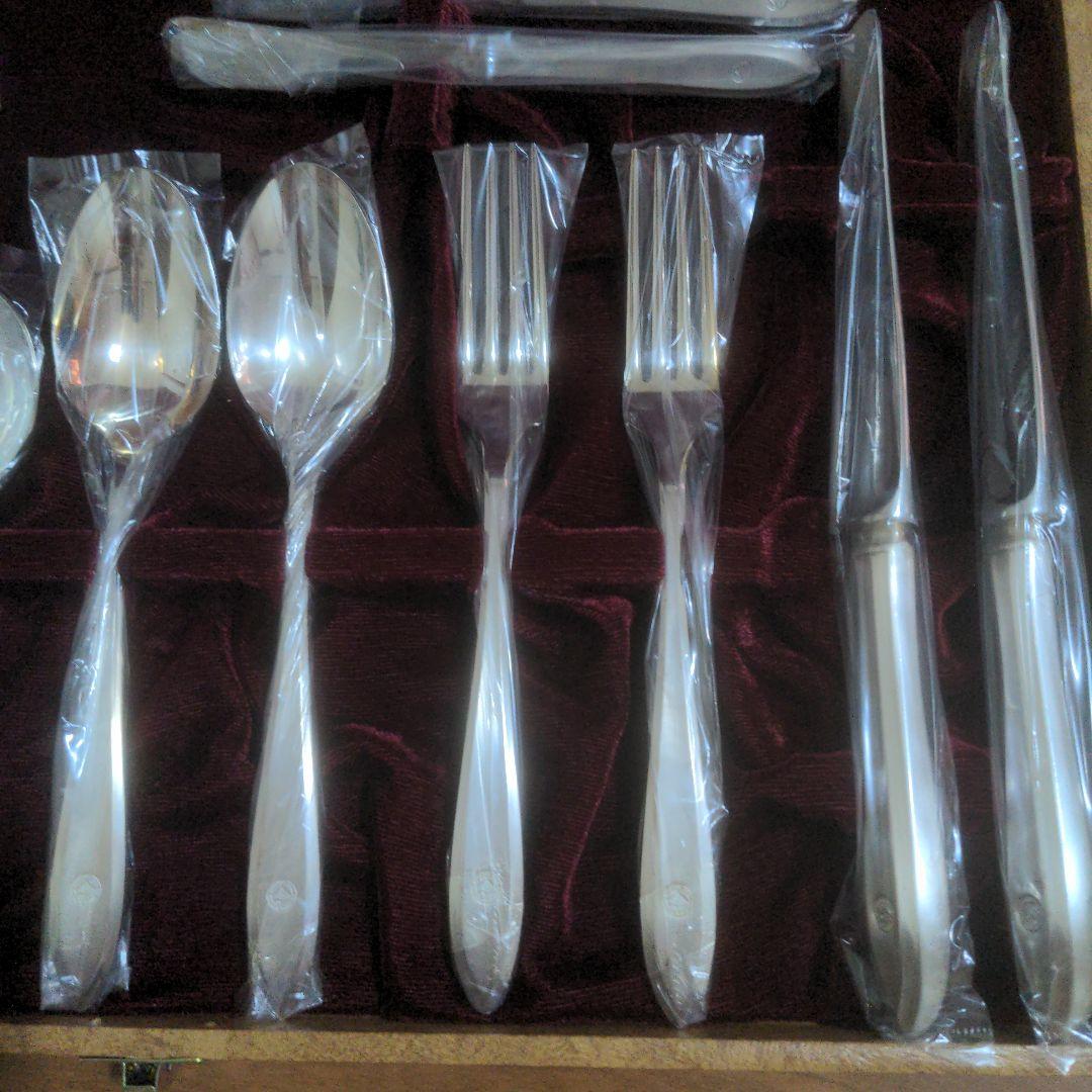 新品 高級カトラリーセット 銀仕上げ品 ケース付き