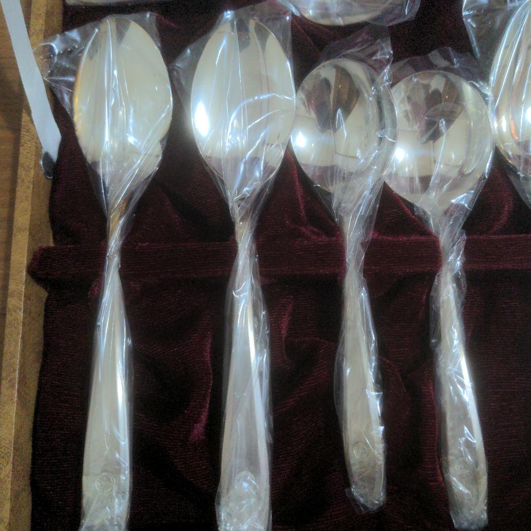 新品 高級カトラリーセット 銀仕上げ品 ケース付き