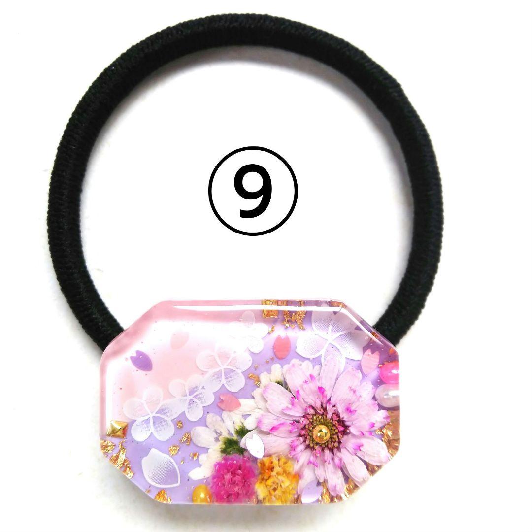 ヘアゴム レジン 横長オーバル型 マトリカリアとキラキラ桜景色 ミントグリーン