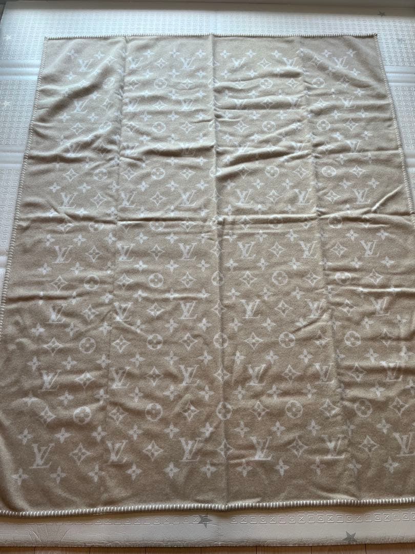 美品⭐︎ルイヴィトン　プレッドネオ　モノグラム　ブランケット　毛布　袋おまけ