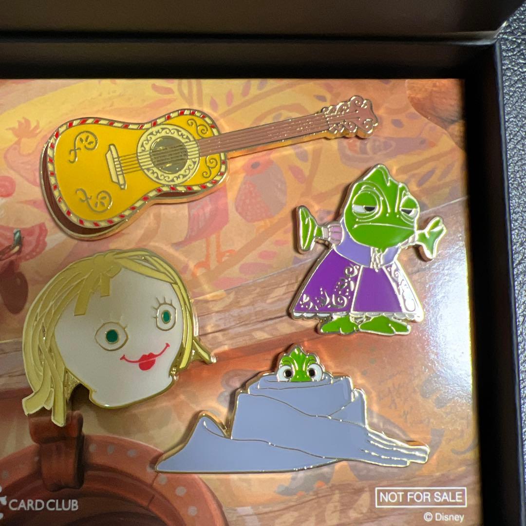 非売品　ピンバッジ　ディズニー　ラプンツェル　ピンズ　JCB パスカル