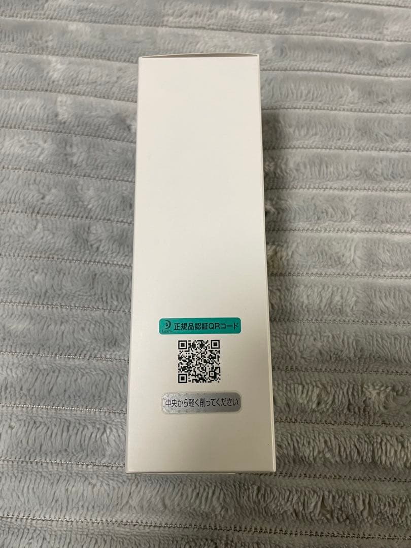 未使用　Luara ルアラ　チズ　モイスチャーセラム　美容液 佐伯チズ