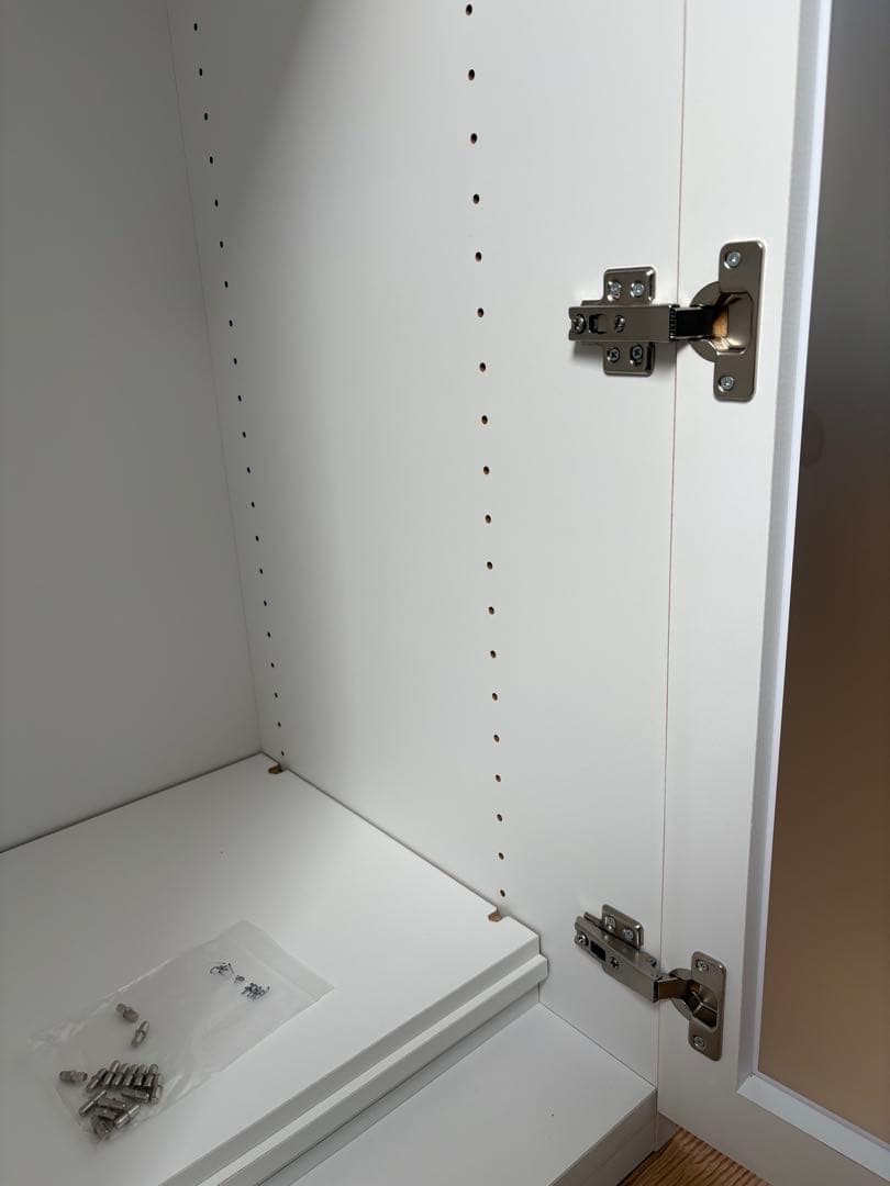 ニトリ・キッチンカウンター・食器棚、木製レンジボード