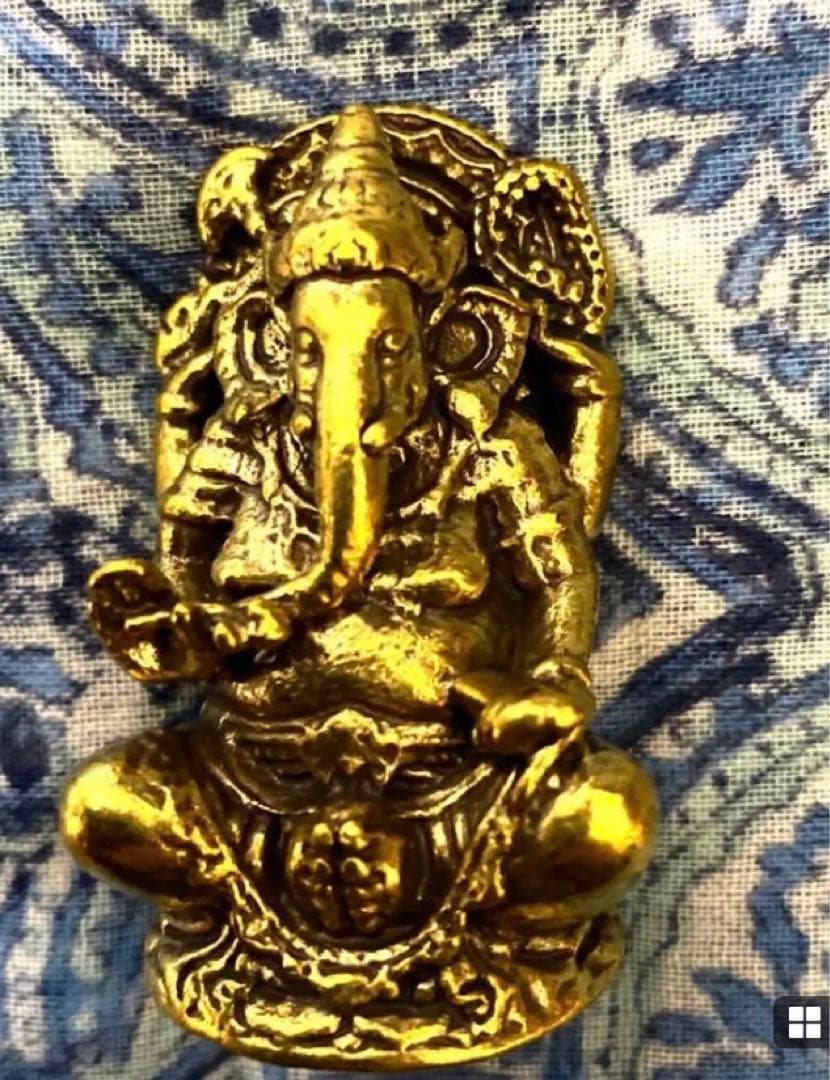 半端ない最強金運神！祈祷済み魂入り本場チベット製ガネーシャ　坐像　祈祷済み