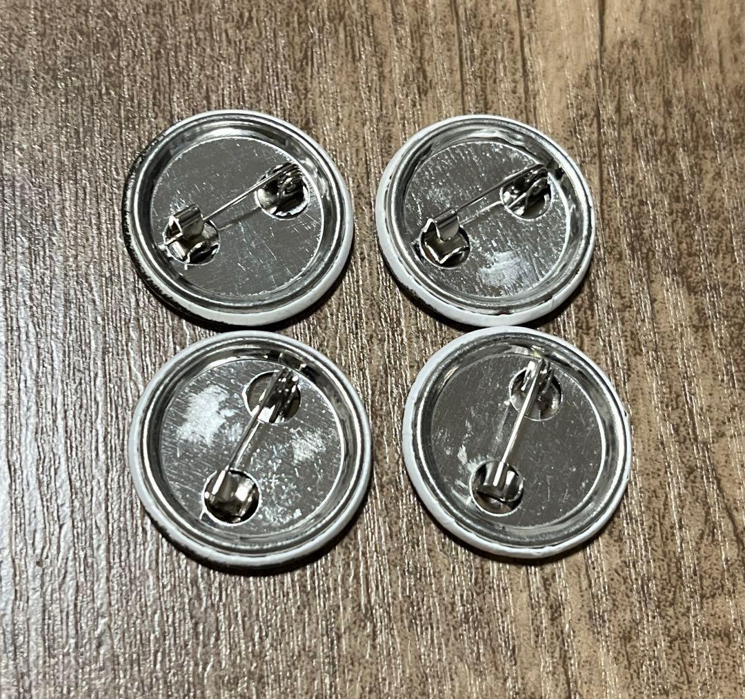 ワンピース STRONG WORLD ストロングワールド 缶バッジ ルフィ ゾロ